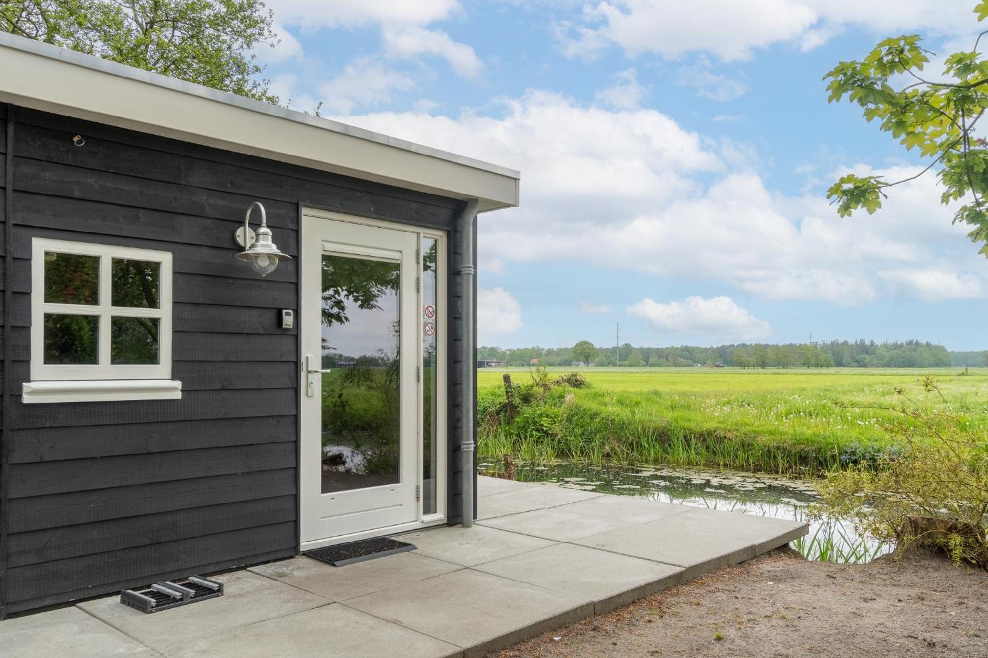 Prive In Een Bosrijke Omgeving Welkom Bij Gastenverblijf Het Ontsnapte Schaap In Jubbega Buitenkant foto